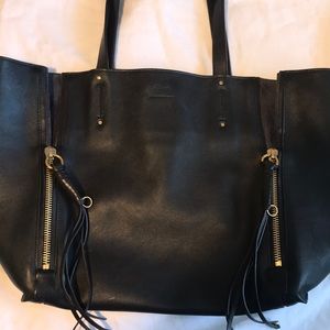 CHLOE Milo Medium Tote Bag